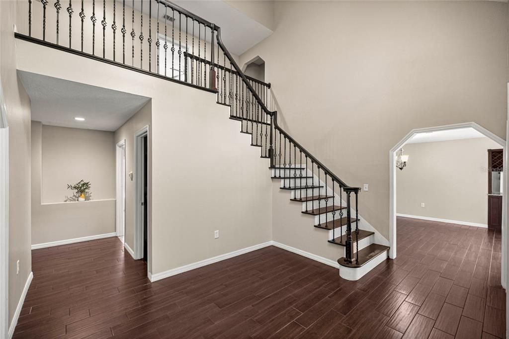 Active With Contract: $799,900 (4 beds, 4 baths, 3703 Square Feet)