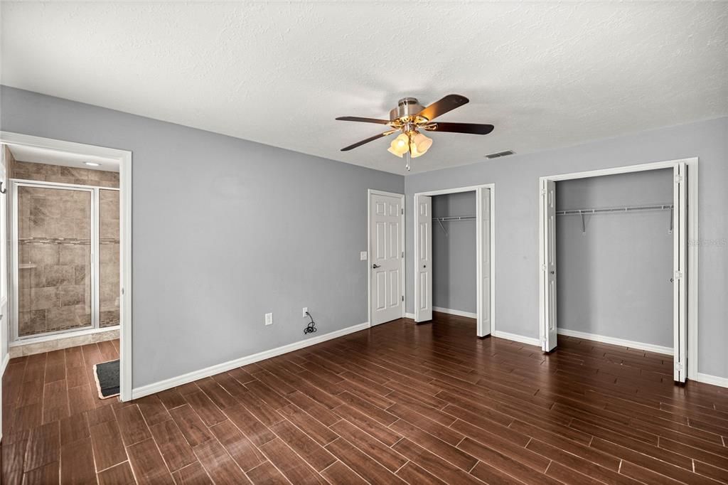 Active With Contract: $799,900 (4 beds, 4 baths, 3703 Square Feet)