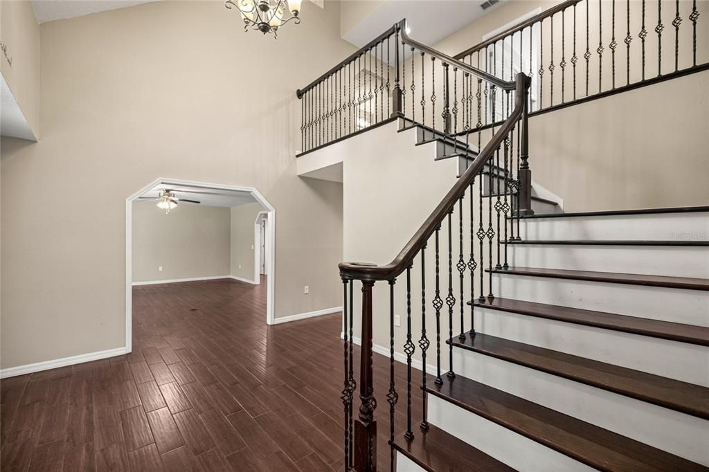 Active With Contract: $799,900 (4 beds, 4 baths, 3703 Square Feet)