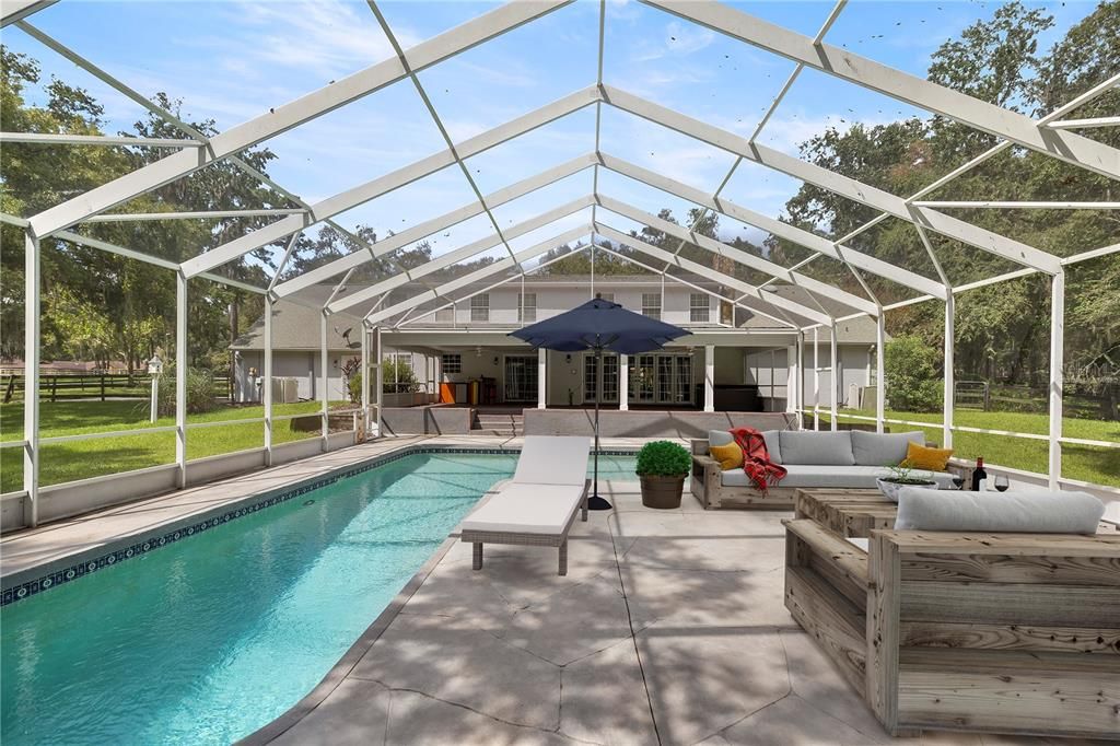 Active With Contract: $799,900 (4 beds, 4 baths, 3703 Square Feet)