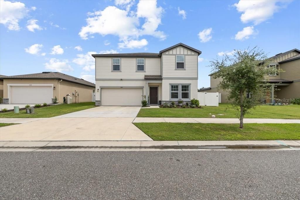 На продажу: $389,999 (4 спален, 2 ванн, 2401 Квадратных фут)