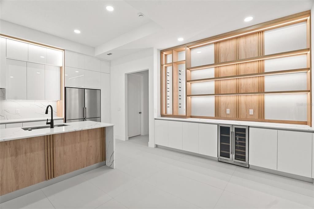 待售: $1,000,000 (4 贝兹, 4 浴室, 3427 平方英尺)