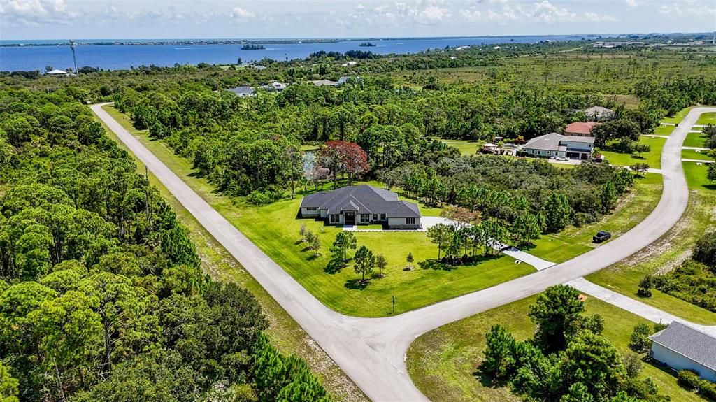 待售: $1,000,000 (4 贝兹, 4 浴室, 3427 平方英尺)