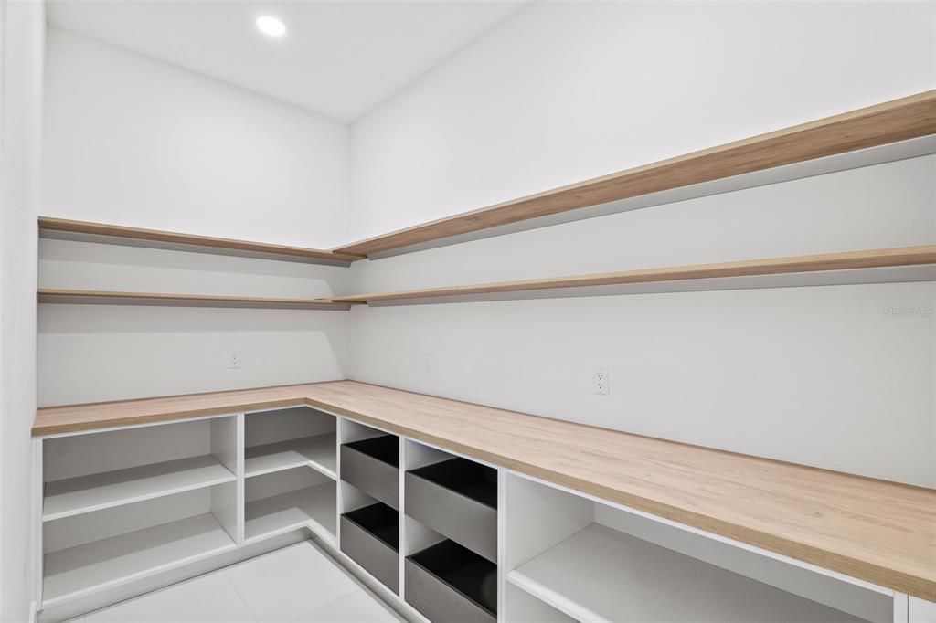 待售: $1,000,000 (4 贝兹, 4 浴室, 3427 平方英尺)