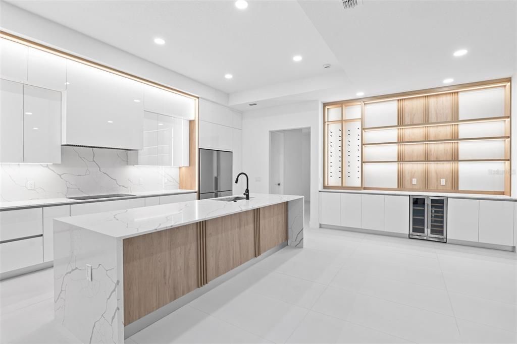 待售: $1,000,000 (4 贝兹, 4 浴室, 3427 平方英尺)