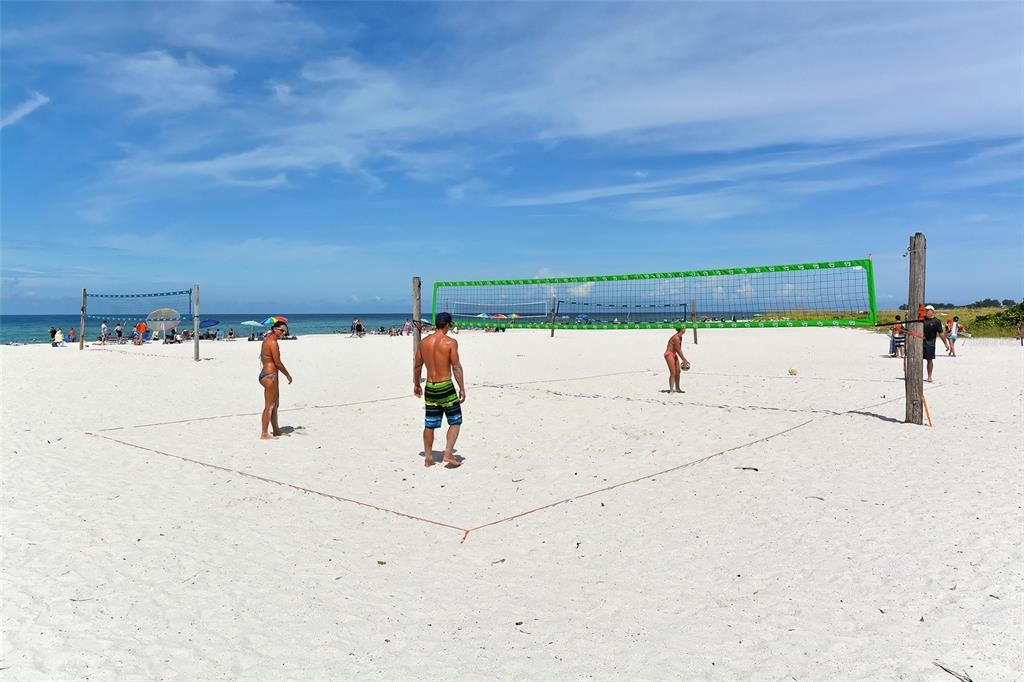 В аренду: $7,900 (3 спален, 3 ванн, 2511 Квадратных фут)