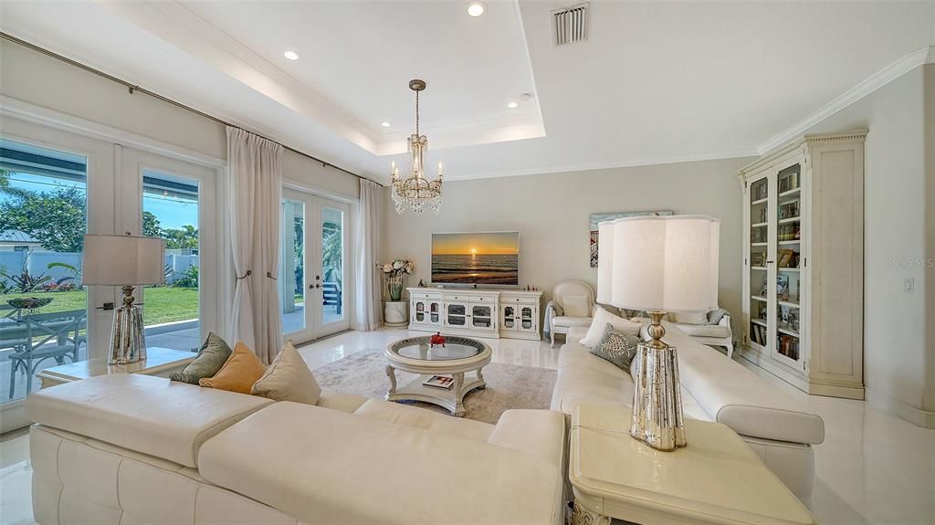 В аренду: $7,900 (3 спален, 3 ванн, 2511 Квадратных фут)