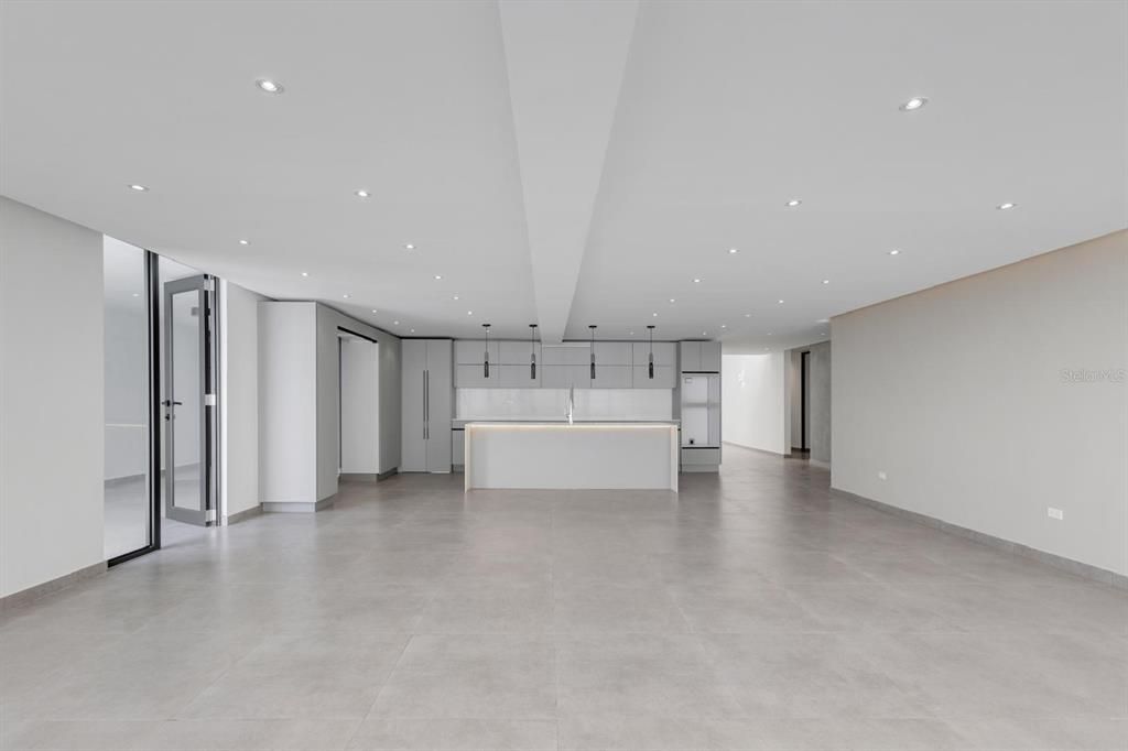 На продажу: $1,750,000 (5 спален, 3 ванн, 3502 Квадратных фут)