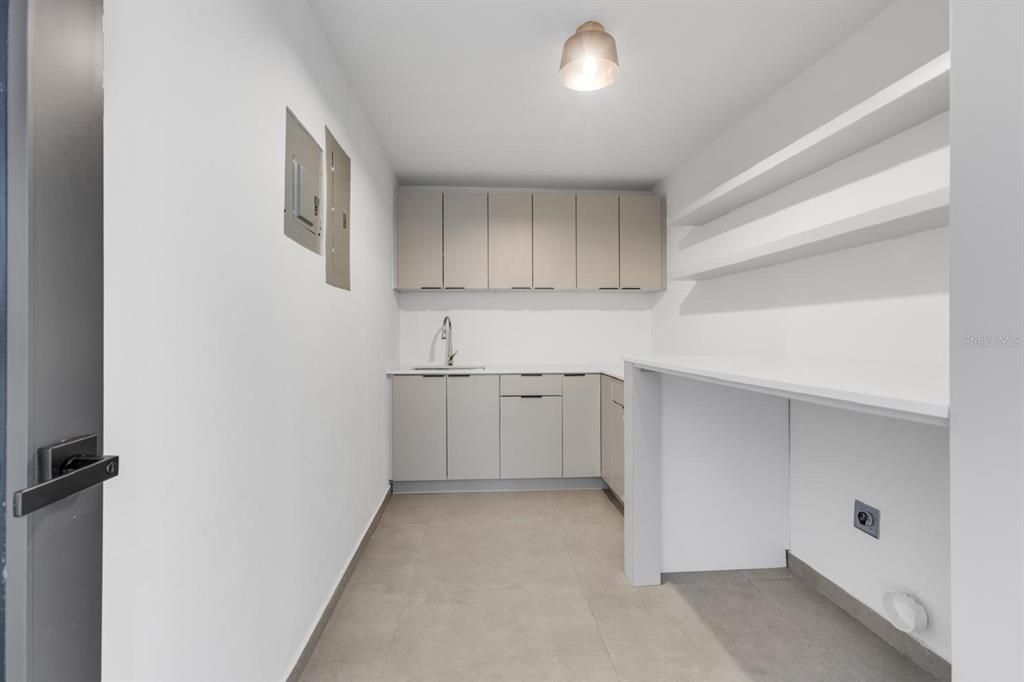 На продажу: $1,750,000 (5 спален, 3 ванн, 3502 Квадратных фут)