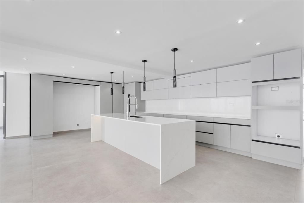 На продажу: $1,750,000 (5 спален, 3 ванн, 3502 Квадратных фут)