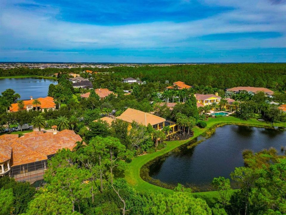 待售: $3,250,000 (4 贝兹, 5 浴室, 4990 平方英尺)