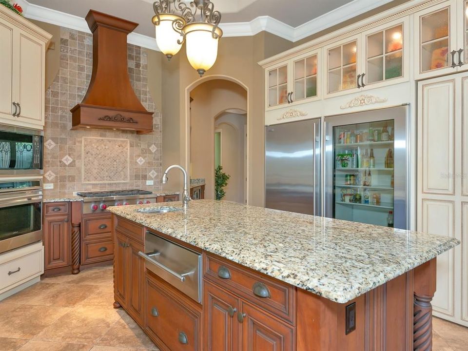 待售: $3,250,000 (4 贝兹, 5 浴室, 4990 平方英尺)