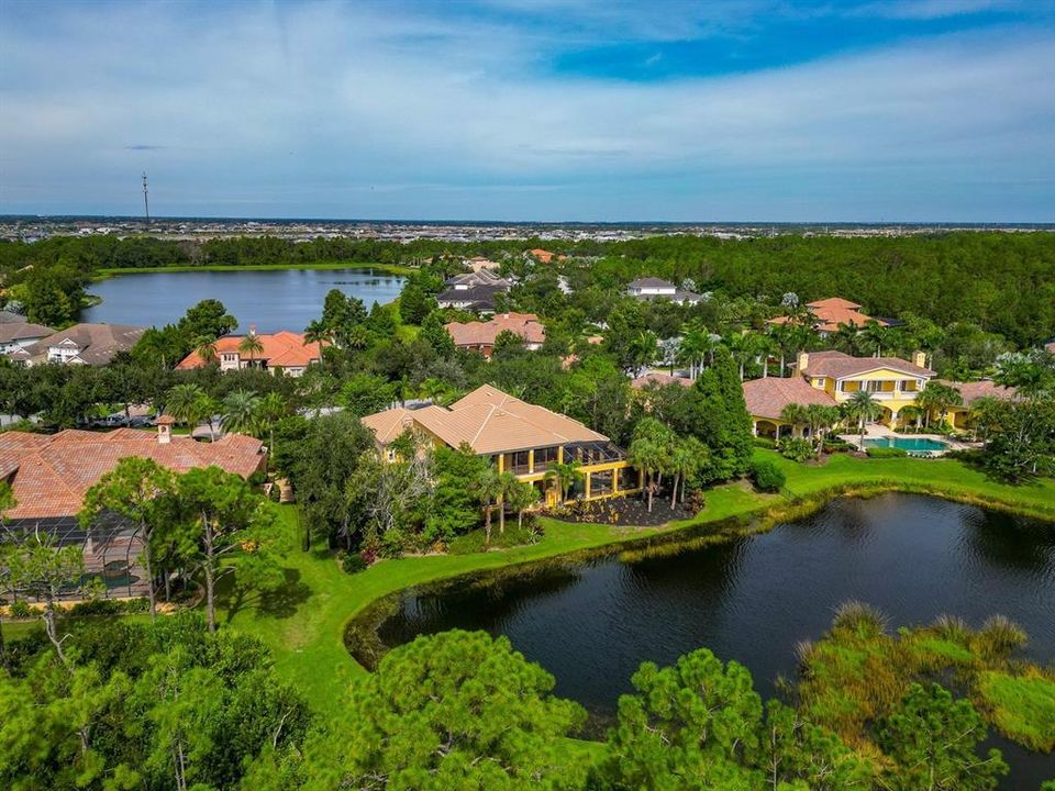 待售: $3,250,000 (4 贝兹, 5 浴室, 4990 平方英尺)