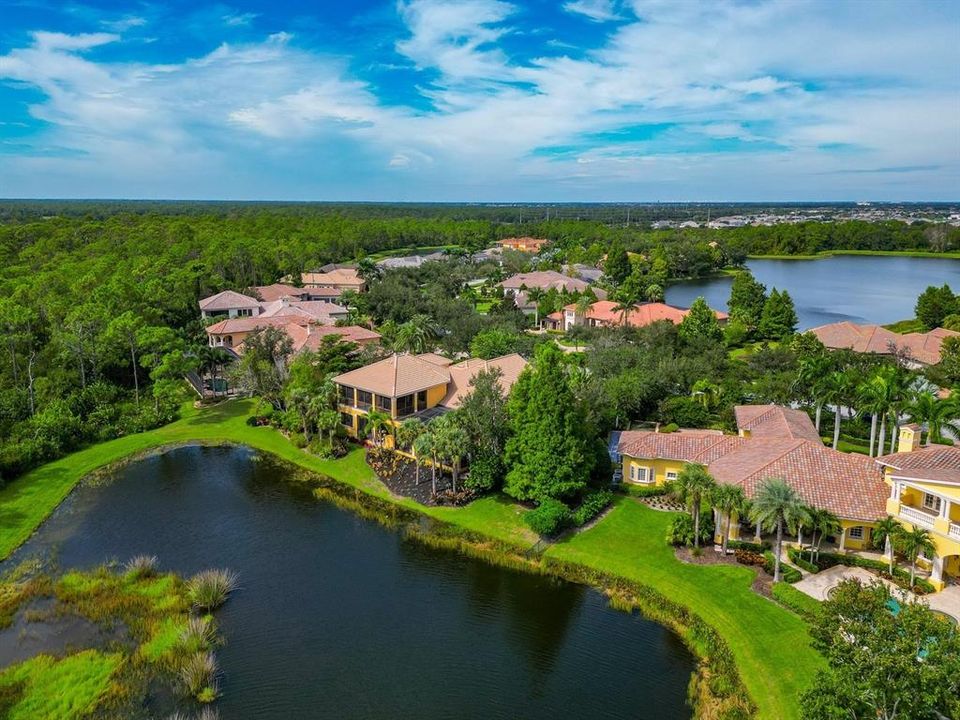 待售: $3,250,000 (4 贝兹, 5 浴室, 4990 平方英尺)