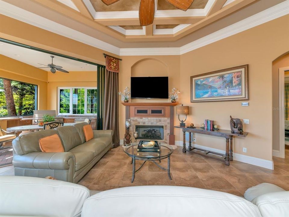 待售: $3,250,000 (4 贝兹, 5 浴室, 4990 平方英尺)