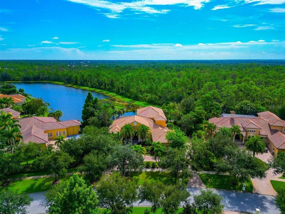 待售: $3,250,000 (4 贝兹, 5 浴室, 4990 平方英尺)