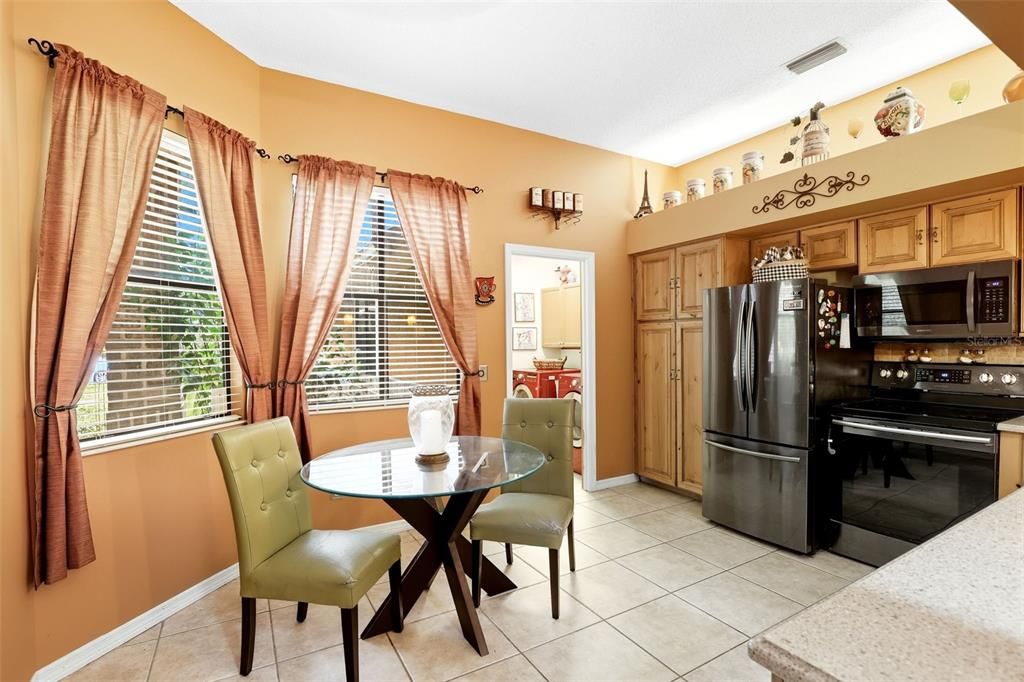 For Sale: $350,000 (3 beds, 2 baths, 1764 Square Feet)