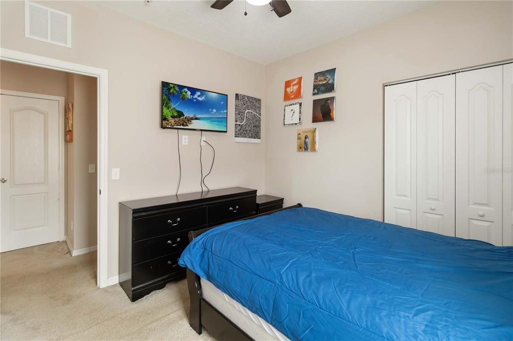 For Sale: $235,000 (3 beds, 2 baths, 1588 Square Feet)