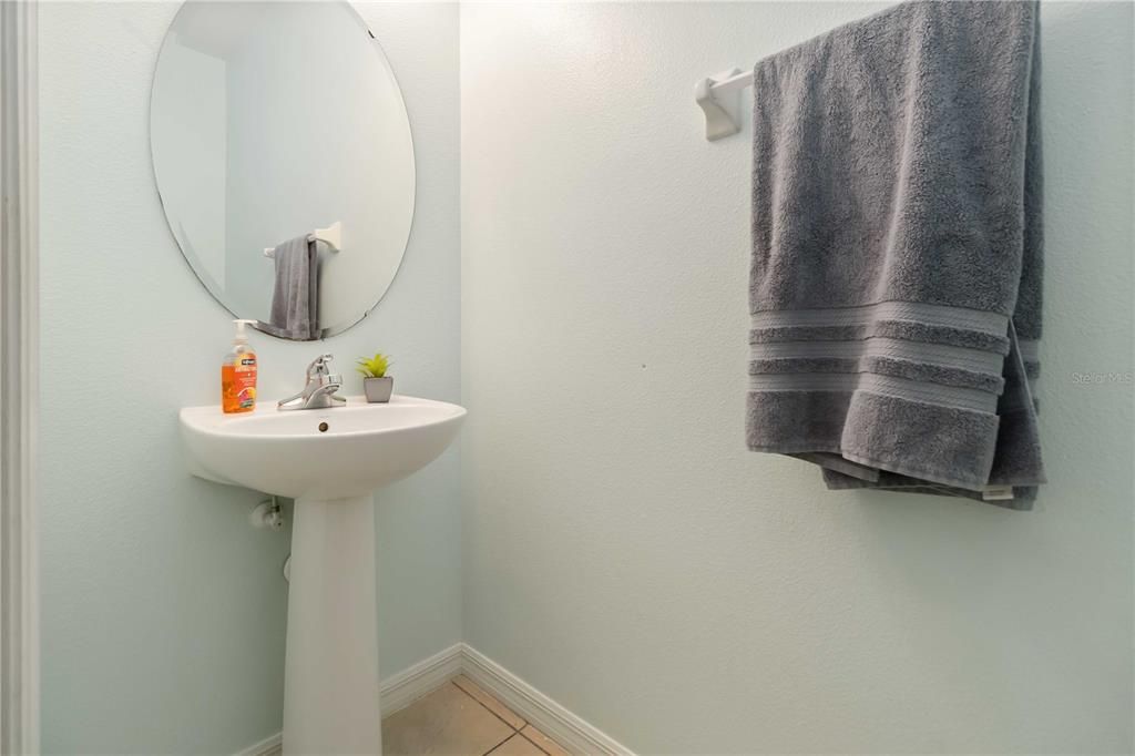 For Sale: $235,000 (3 beds, 2 baths, 1588 Square Feet)