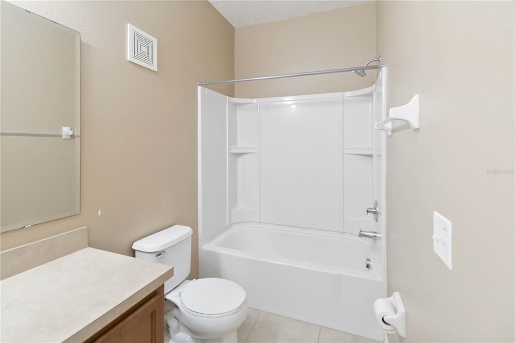 For Sale: $235,000 (3 beds, 2 baths, 1588 Square Feet)