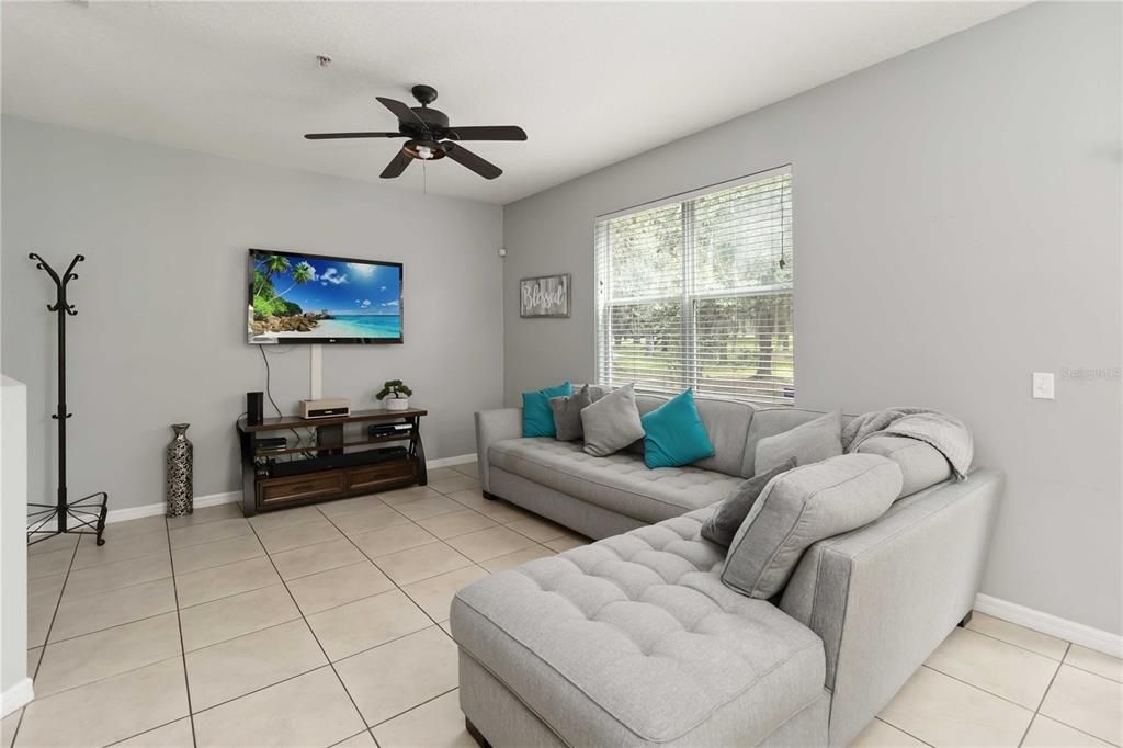 For Sale: $235,000 (3 beds, 2 baths, 1588 Square Feet)