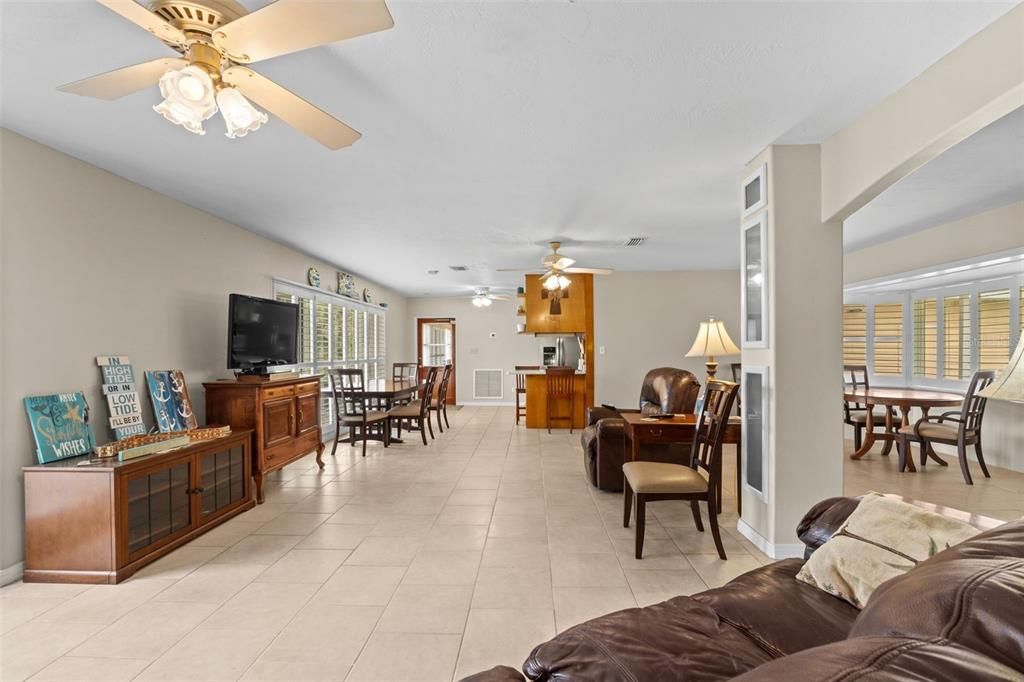 待售: $1,275,000 (3 贝兹, 4 浴室, 3220 平方英尺)