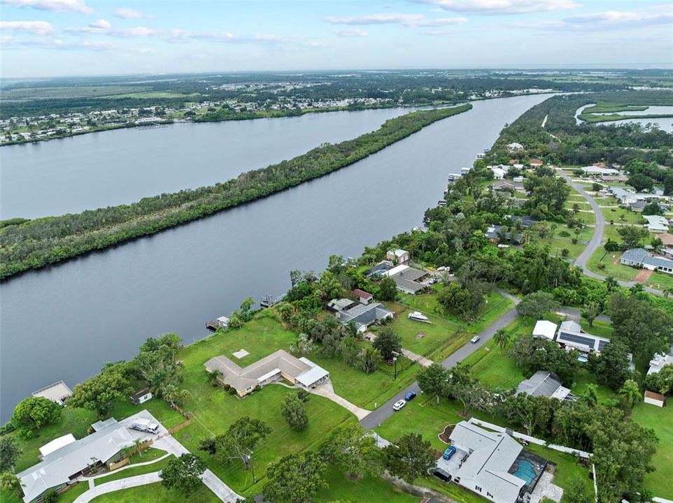 待售: $1,275,000 (3 贝兹, 4 浴室, 3220 平方英尺)