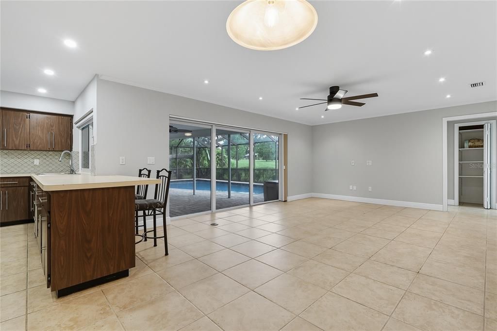 Active With Contract: $709,000 (4 beds, 3 baths, 2662 Square Feet)