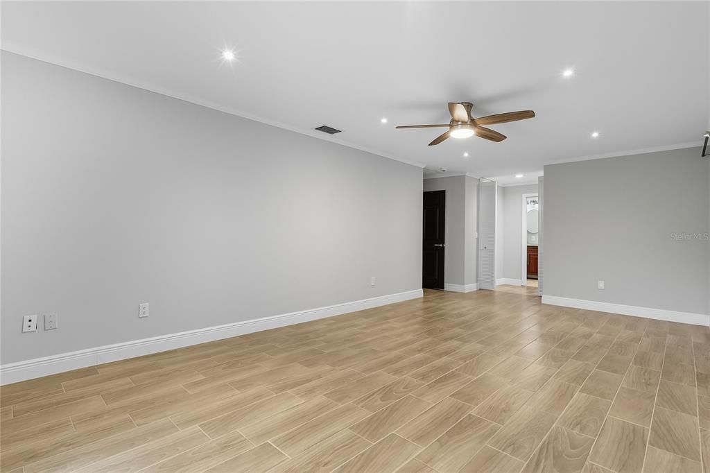 Active With Contract: $709,000 (4 beds, 3 baths, 2662 Square Feet)