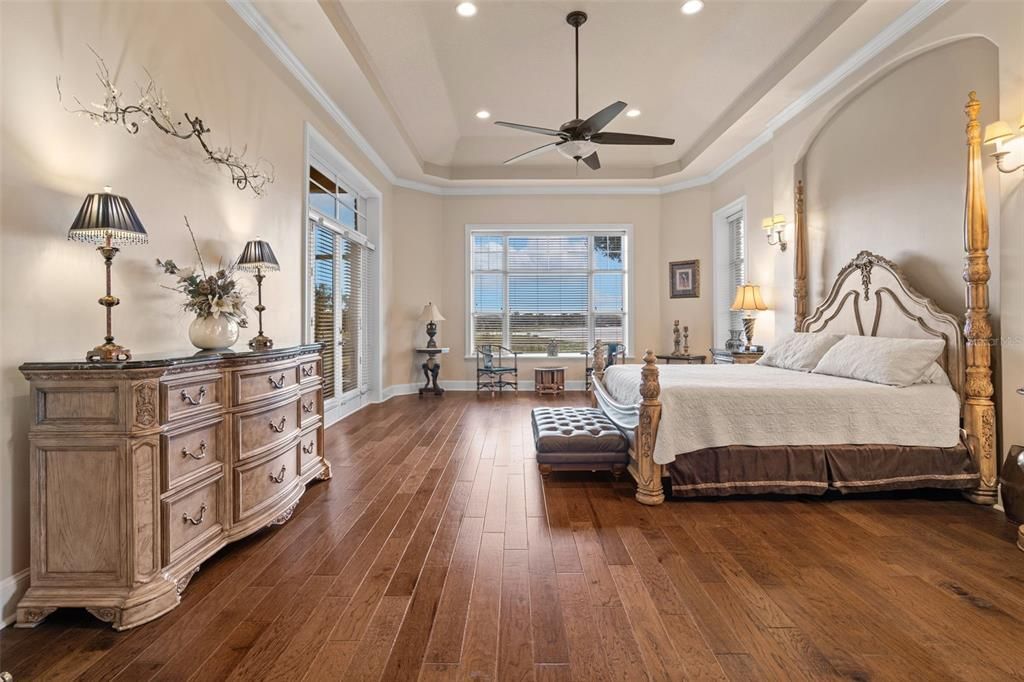 For Sale: $1,950,000 (4 beds, 5 baths, 5287 Square Feet)