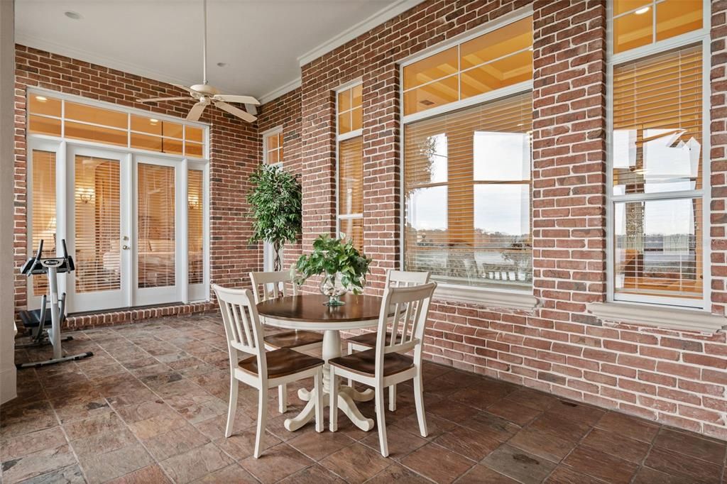 For Sale: $1,950,000 (4 beds, 5 baths, 5287 Square Feet)