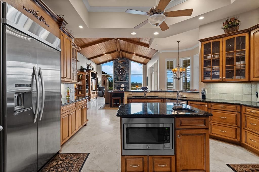 For Sale: $1,950,000 (4 beds, 5 baths, 5287 Square Feet)