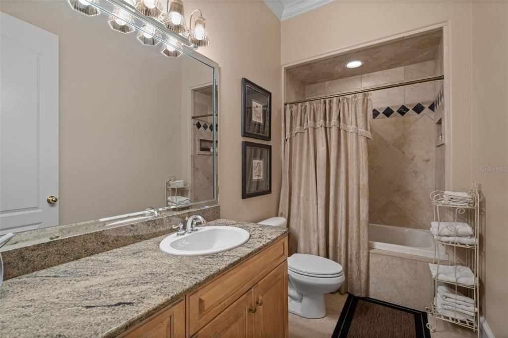 For Sale: $1,950,000 (4 beds, 5 baths, 5287 Square Feet)