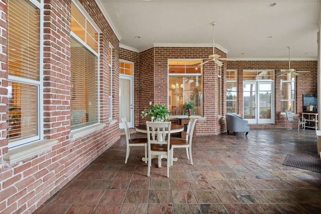 For Sale: $1,950,000 (4 beds, 5 baths, 5287 Square Feet)