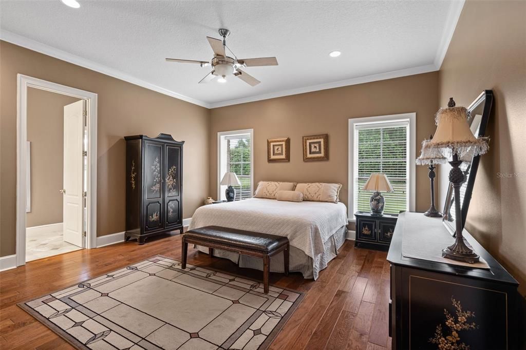 For Sale: $1,950,000 (4 beds, 5 baths, 5287 Square Feet)