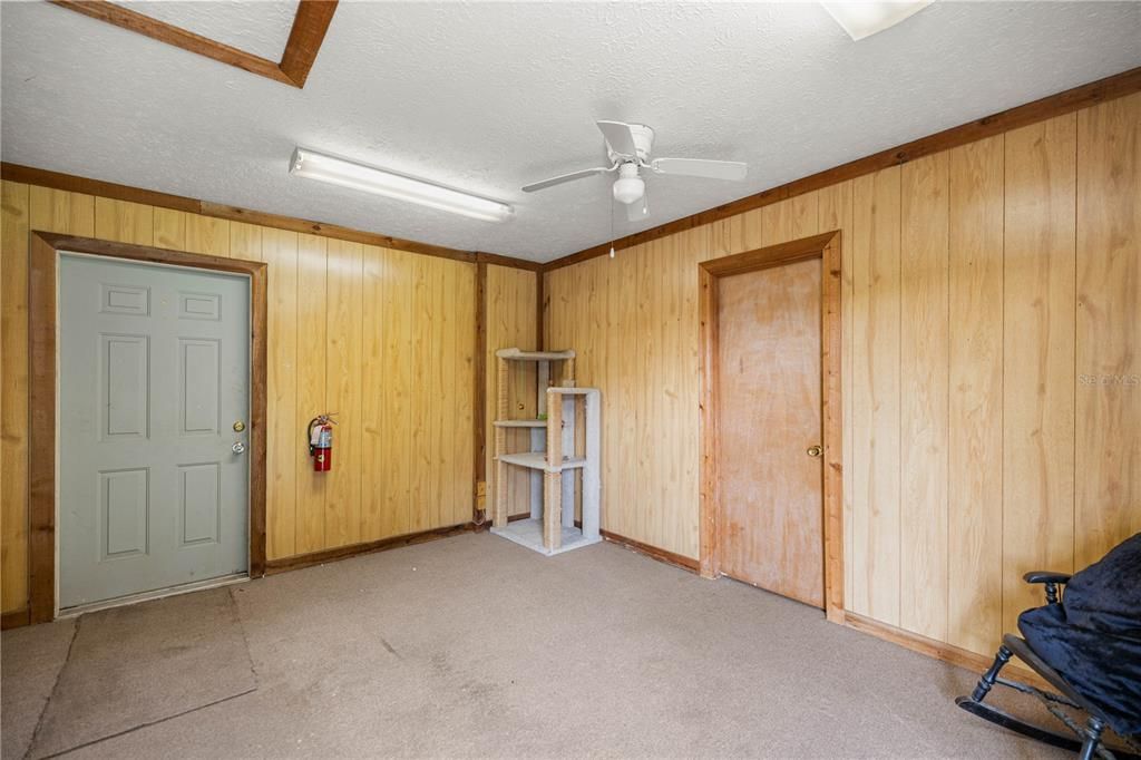 Active With Contract: $649,900 (4 beds, 2 baths, 2672 Square Feet)