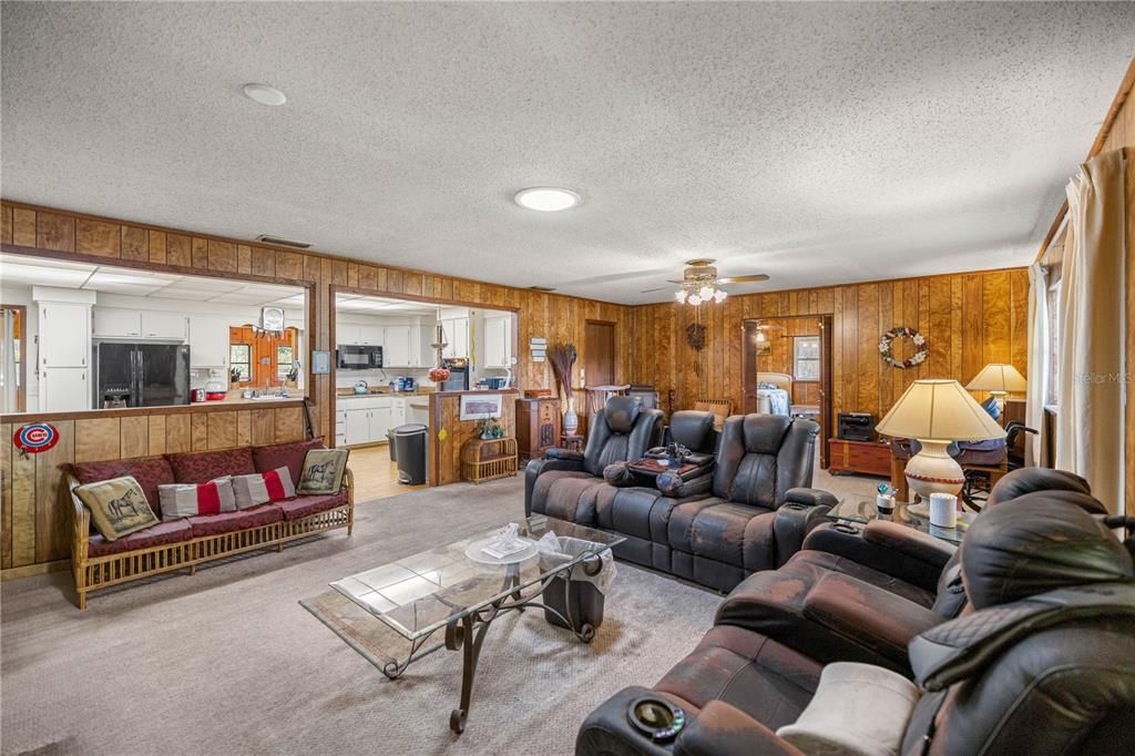 Active With Contract: $649,900 (4 beds, 2 baths, 2672 Square Feet)