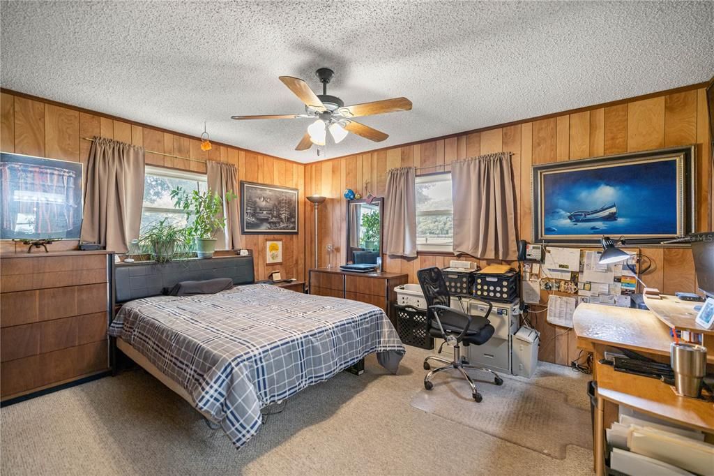 Active With Contract: $649,900 (4 beds, 2 baths, 2672 Square Feet)