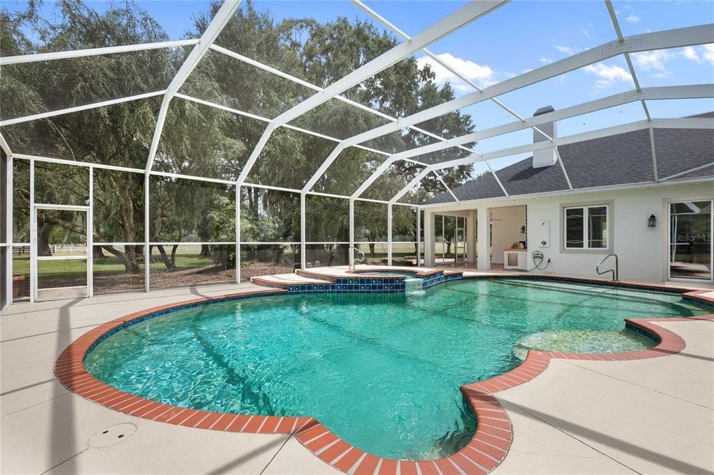 En Venta: $2,250,000 (4 camas, 3 baños, 3763 Pies cuadrados)