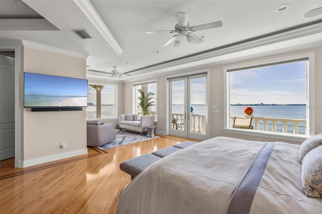 For Sale: $3,699,000 (4 beds, 4 baths, 4445 Square Feet)