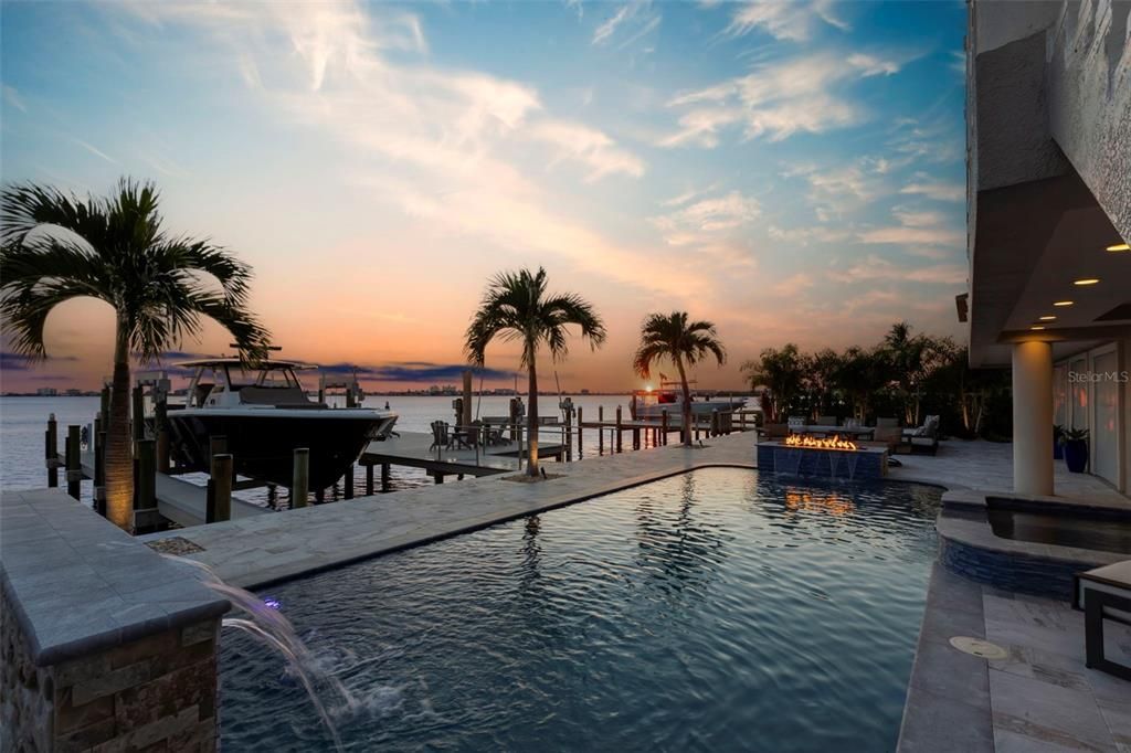 For Sale: $3,699,000 (4 beds, 4 baths, 4445 Square Feet)