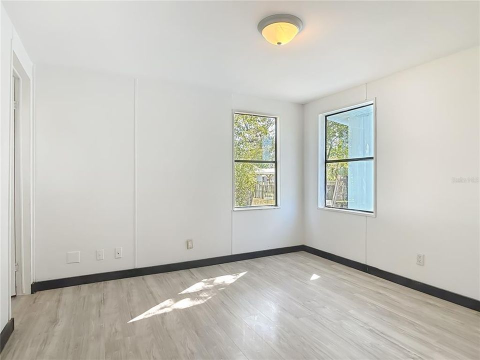 待售: $179,500 (3 贝兹, 2 浴室, 1066 平方英尺)