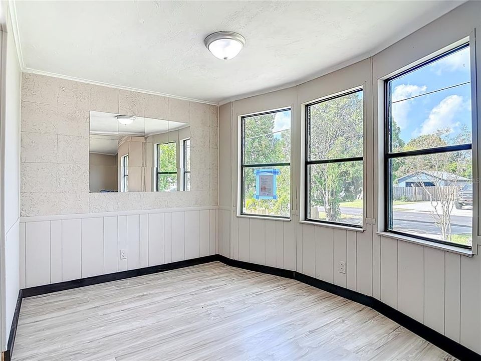 待售: $179,500 (3 贝兹, 2 浴室, 1066 平方英尺)