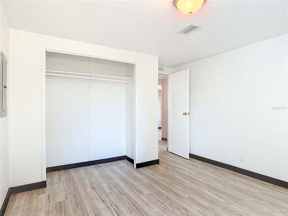 待售: $179,500 (3 贝兹, 2 浴室, 1066 平方英尺)