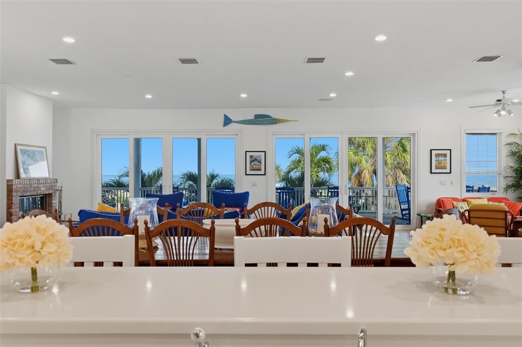 En Venta: $6,999,000 (5 camas, 5 baños, 4724 Pies cuadrados)