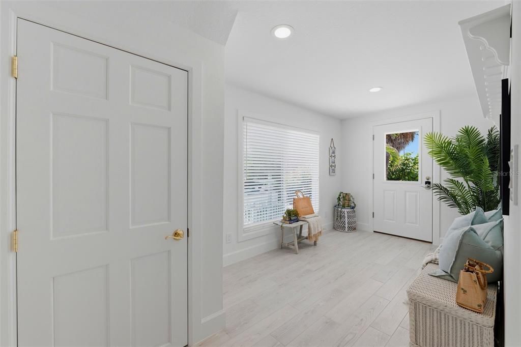 En Venta: $6,999,000 (5 camas, 5 baños, 4724 Pies cuadrados)