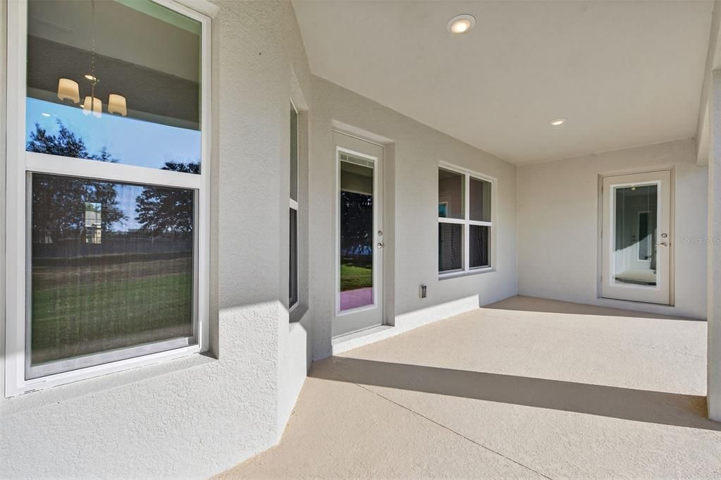 На продажу: $552,450 (4 спален, 2 ванн, 2330 Квадратных фут)