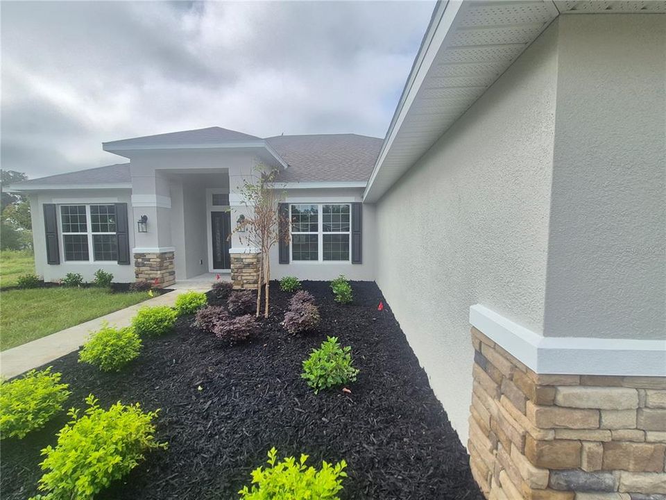 For Sale: $552,450 (4 beds, 2 baths, 2330 Square Feet)