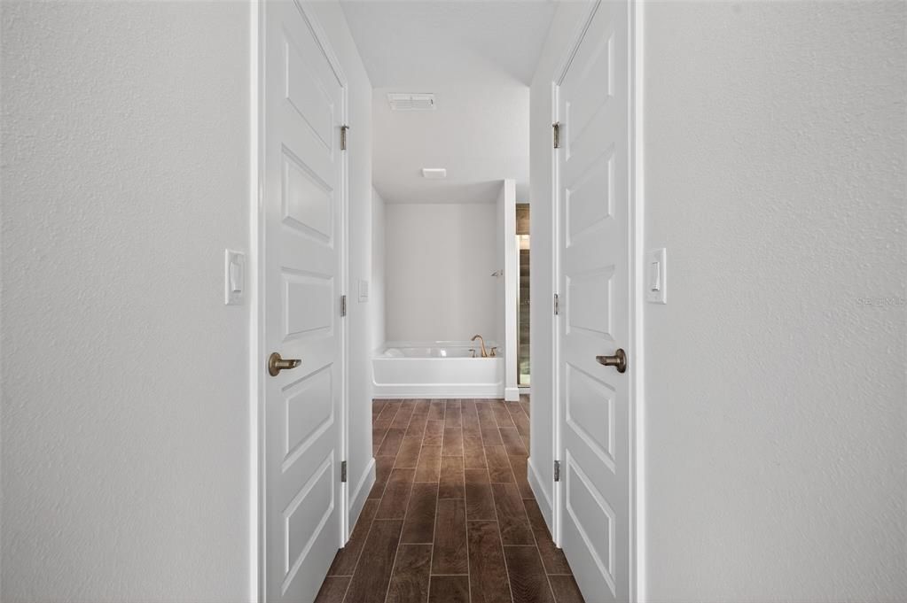 На продажу: $552,450 (4 спален, 2 ванн, 2330 Квадратных фут)