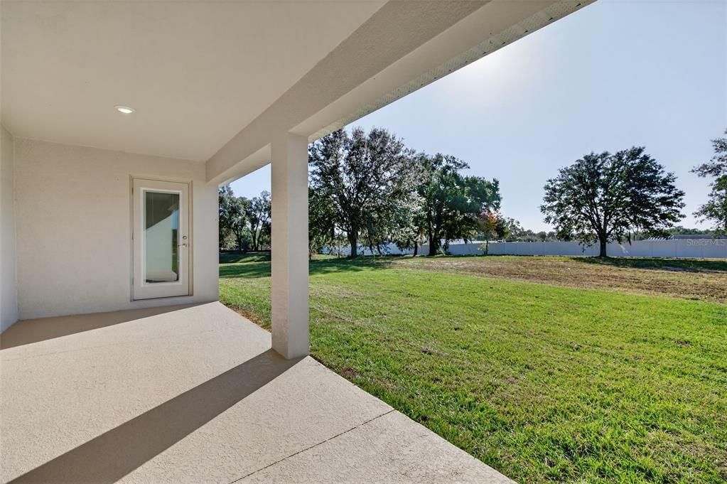 На продажу: $552,450 (4 спален, 2 ванн, 2330 Квадратных фут)